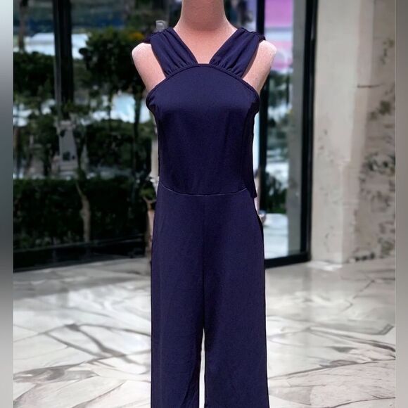 THE VANITY ROOM NWT CREPE V DETAIL JUMPSUIT INK BLUE MEDIUM CROP LENGTH - Picture 6 of 13